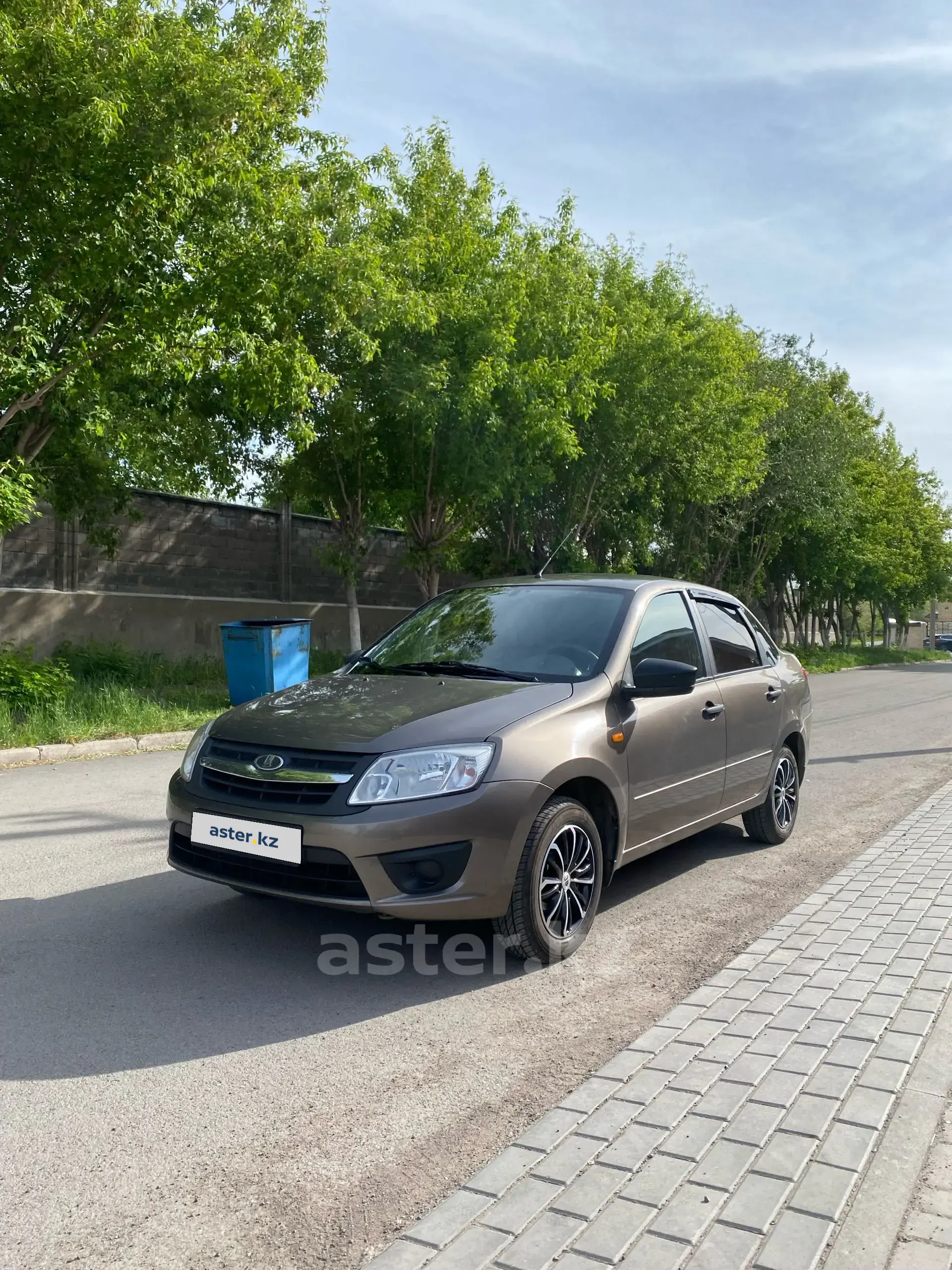 LADA (ВАЗ) Granta 2016