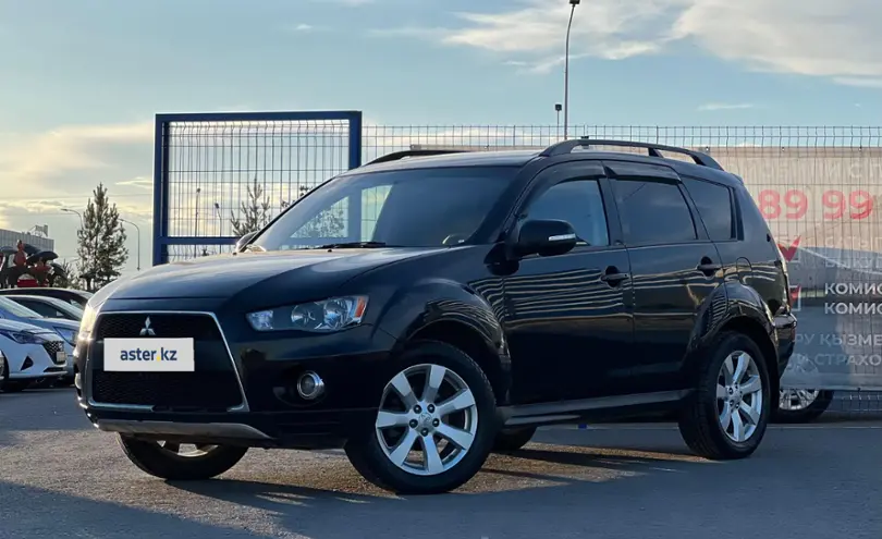Mitsubishi Outlander 2012 года за 6 990 000 тг. в Караганда
