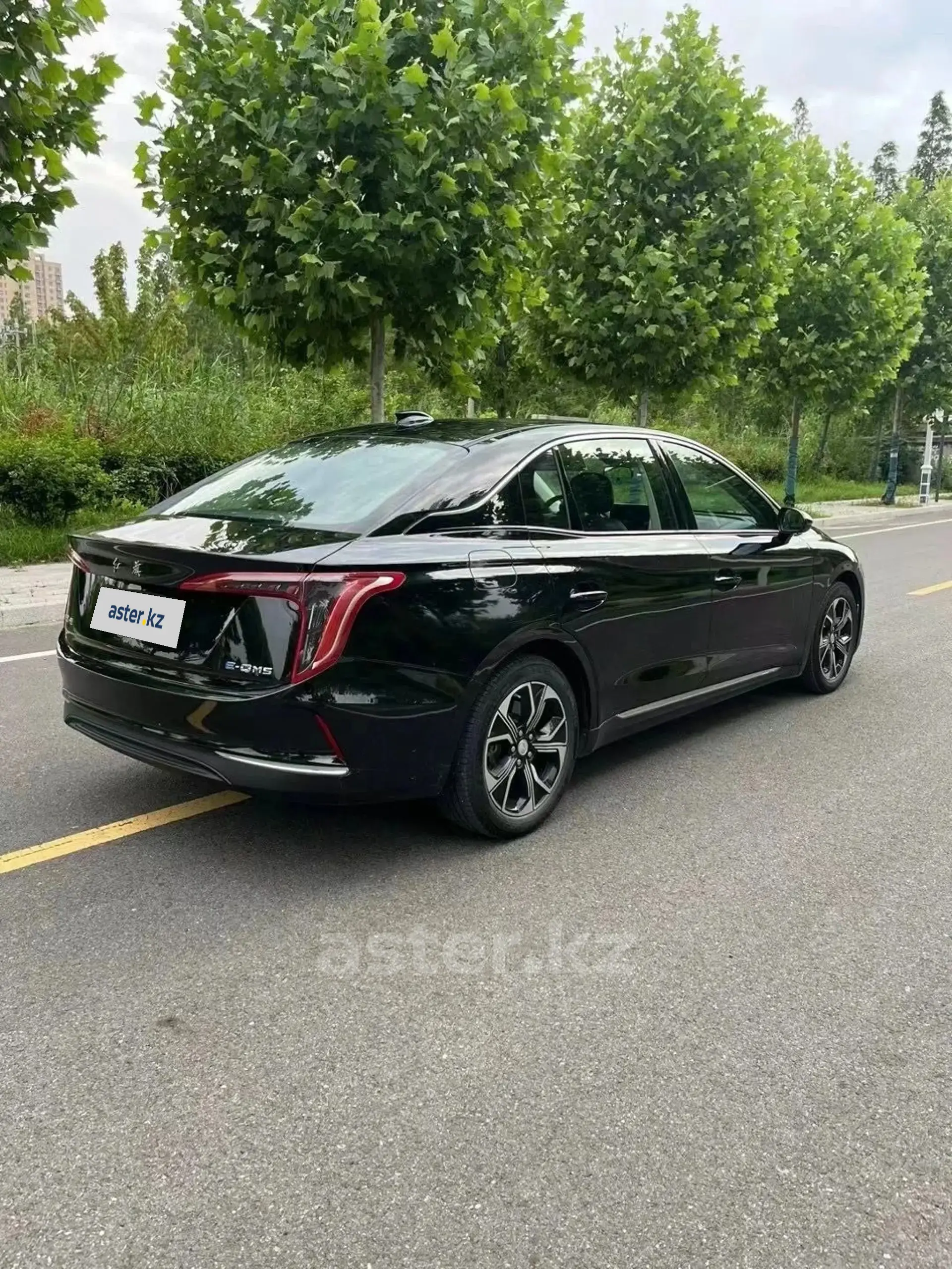 Купить Hongqi E-QM5 2023 года в Алматы, цена 9500000 тенге. Продажа Hongqi  E-QM5 в Алматы - Aster.kz. №c1054657