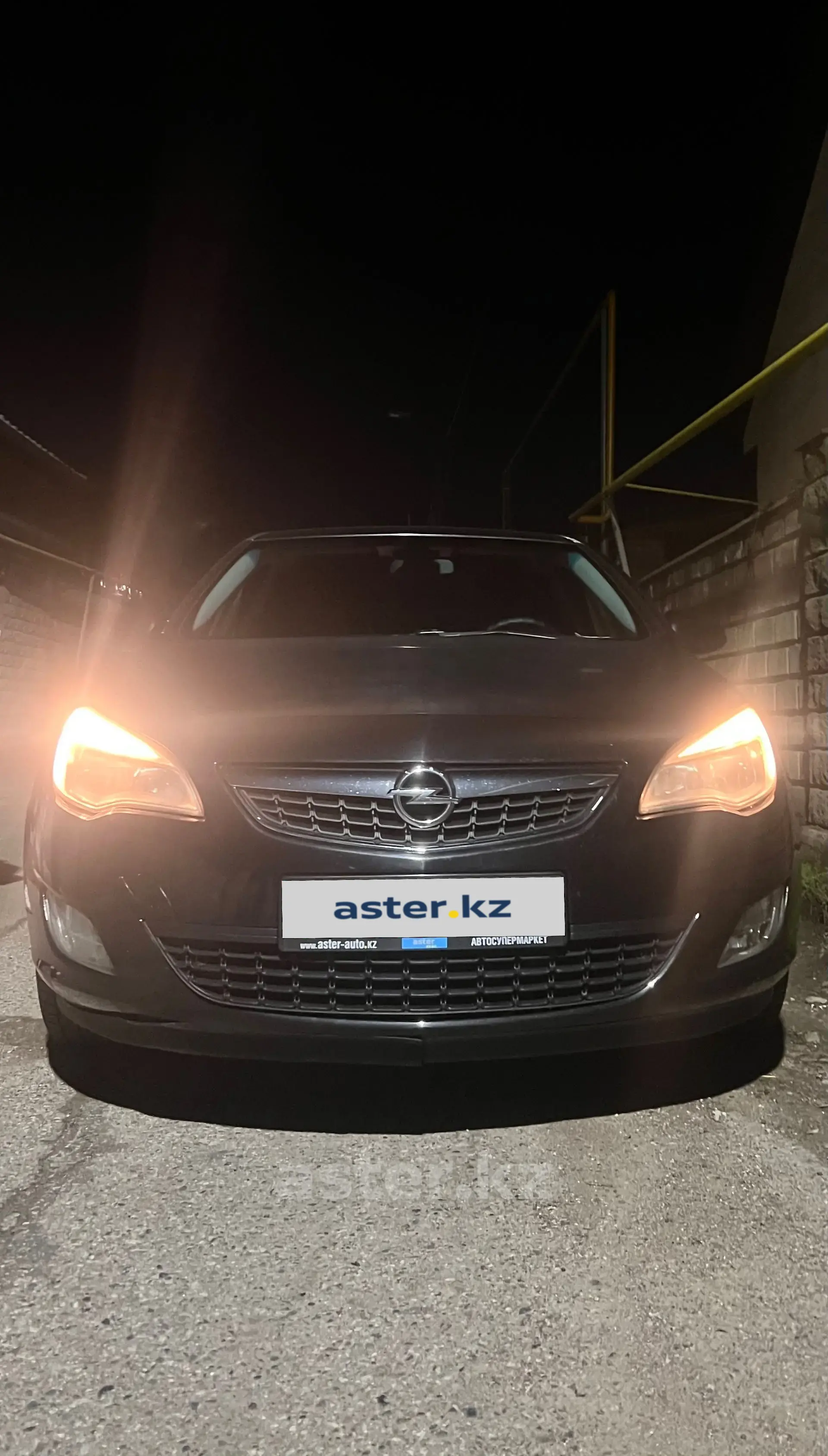 Opel Astra 2011