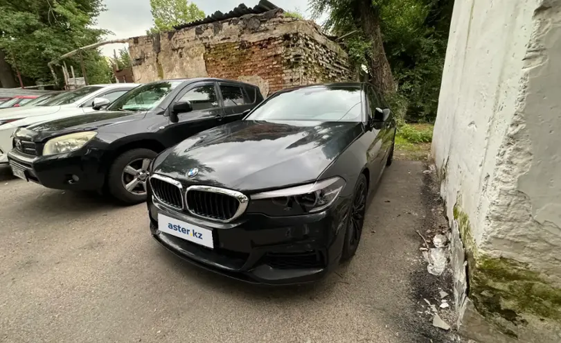 BMW 5 серии 2017 года за 18 700 000 тг. в Алматы