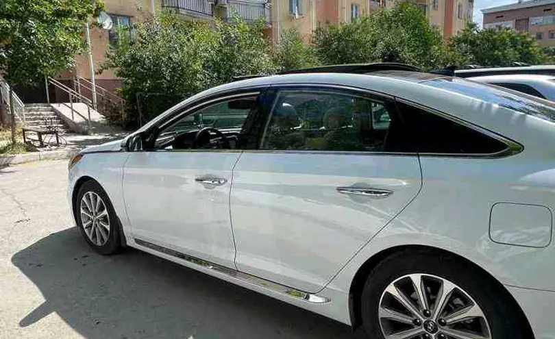 Hyundai Sonata 2016 года за 8 500 000 тг. в Шымкент фото 2