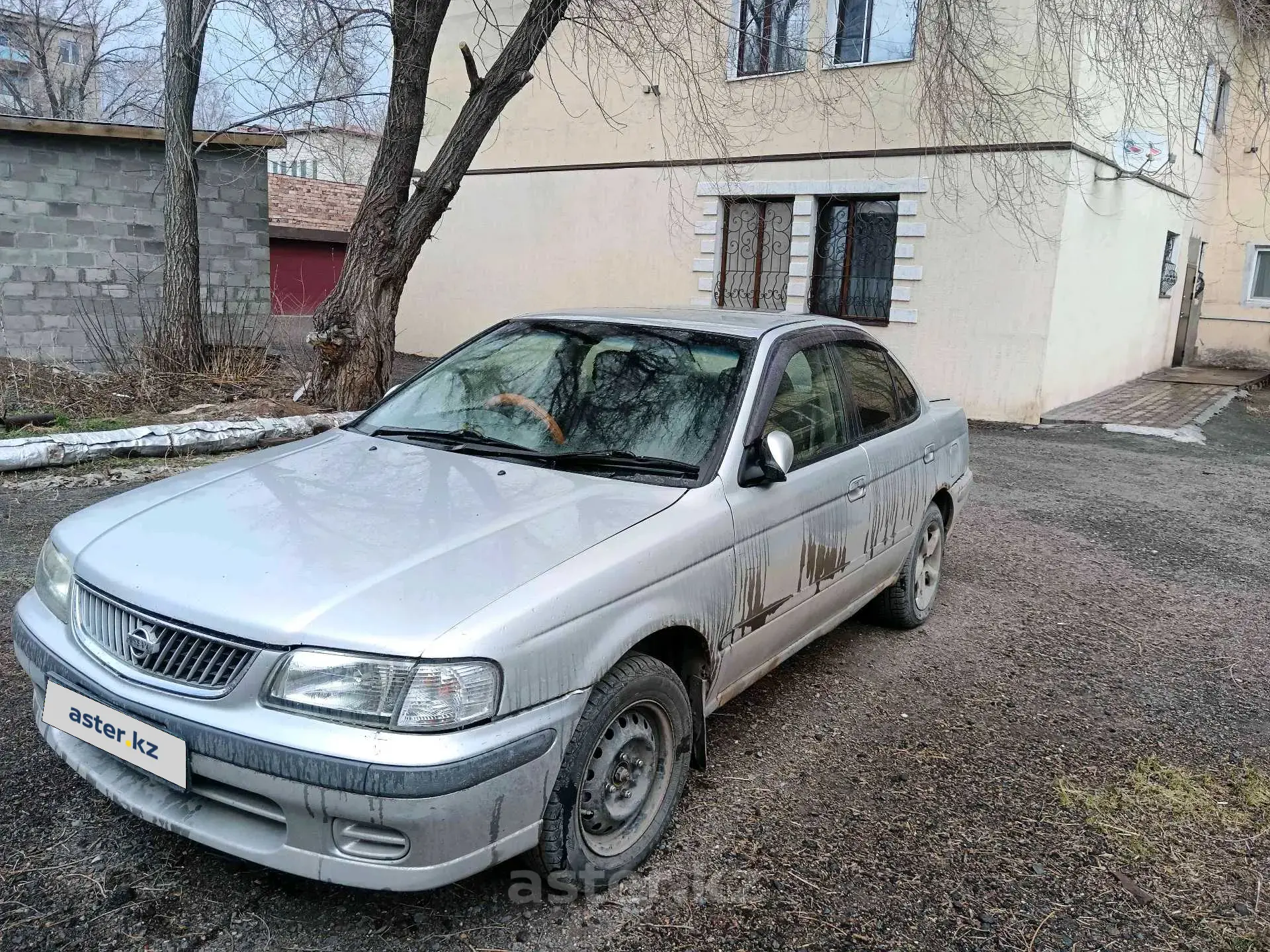 Nissan Sunny 1999