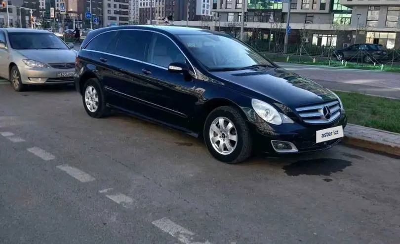 Mercedes-Benz R-Класс 2006 года за 6 777 777 тг. в Астана