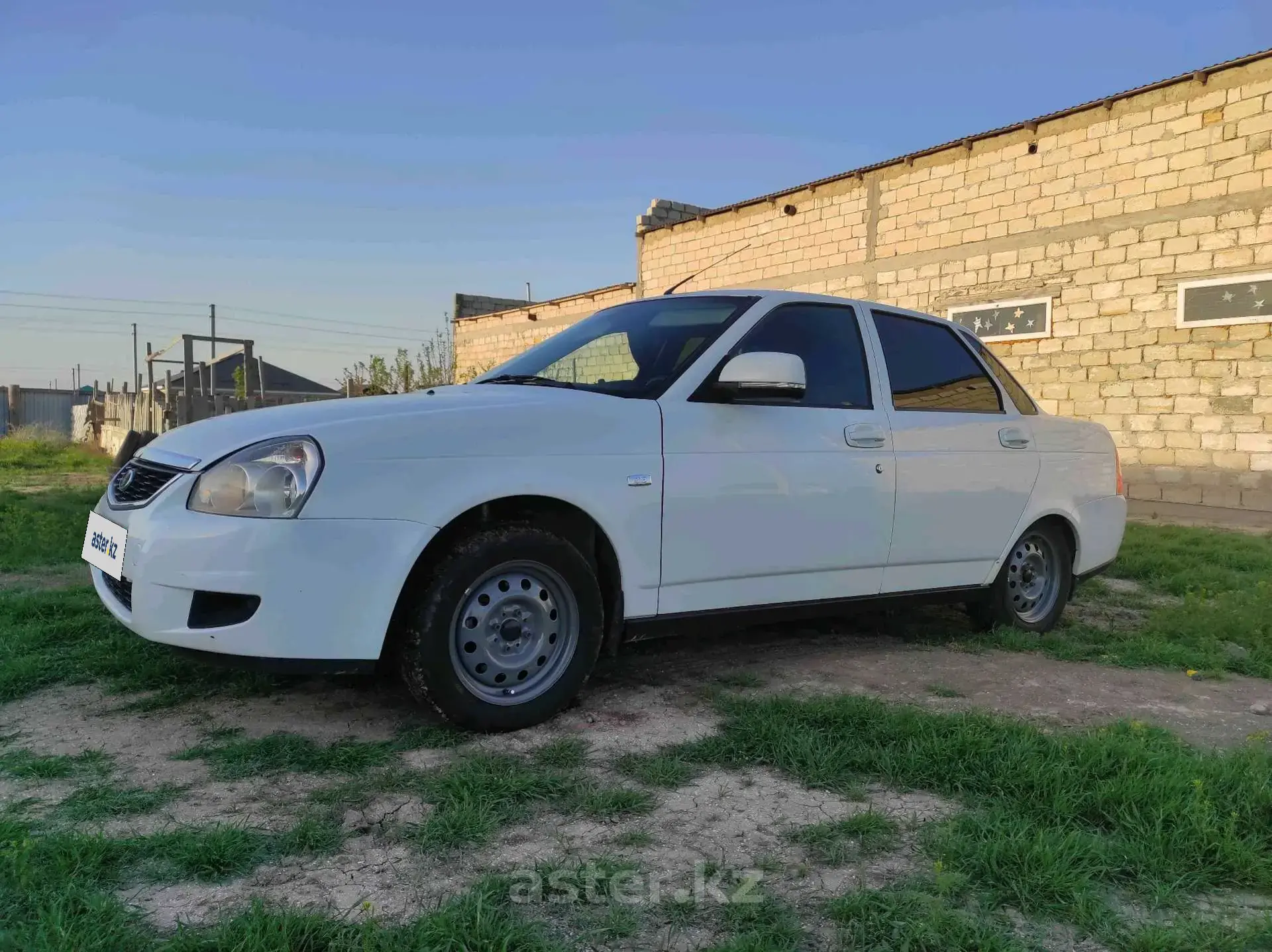 LADA (ВАЗ) Priora 2014