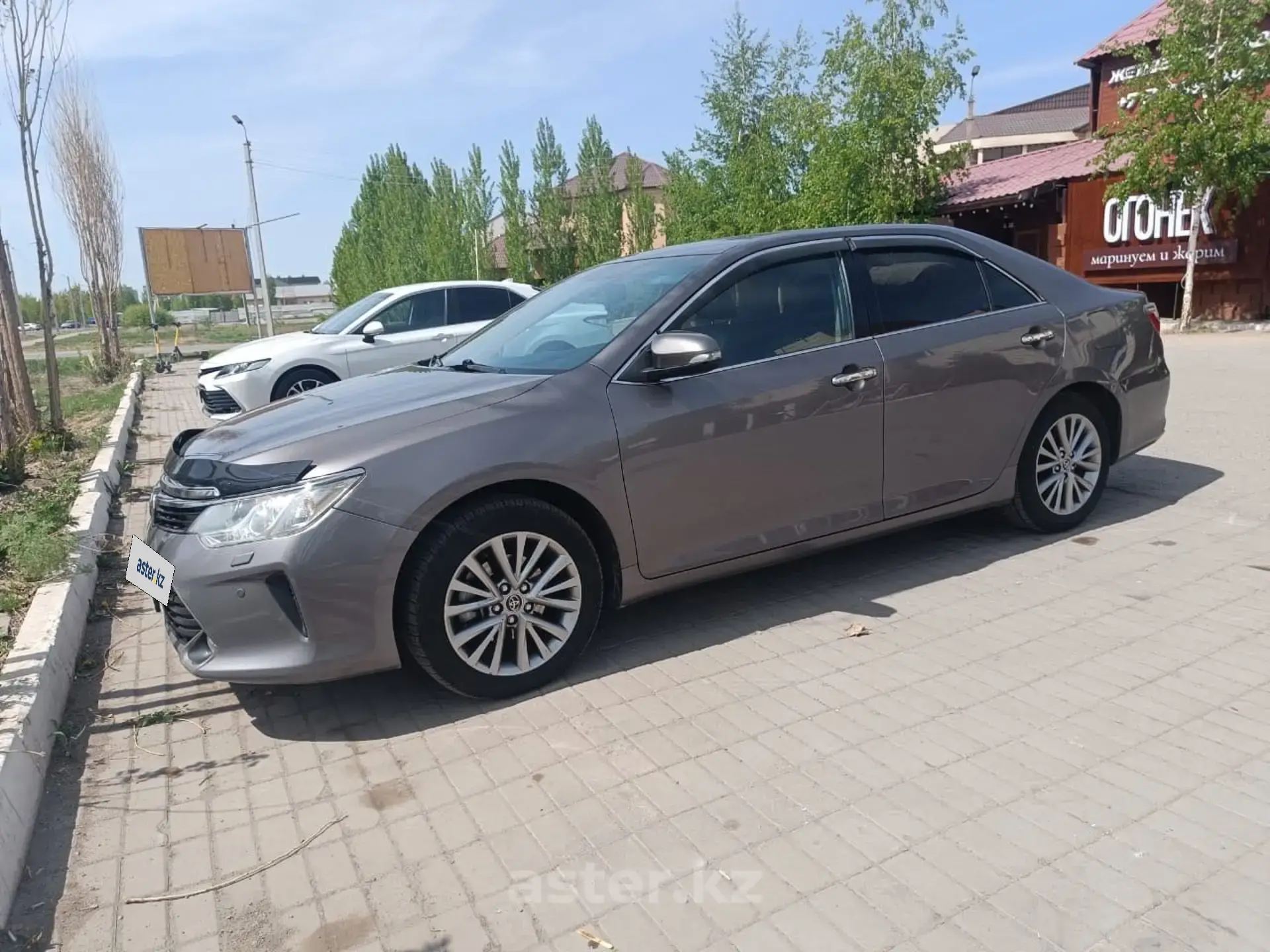 Toyota Camry 2016