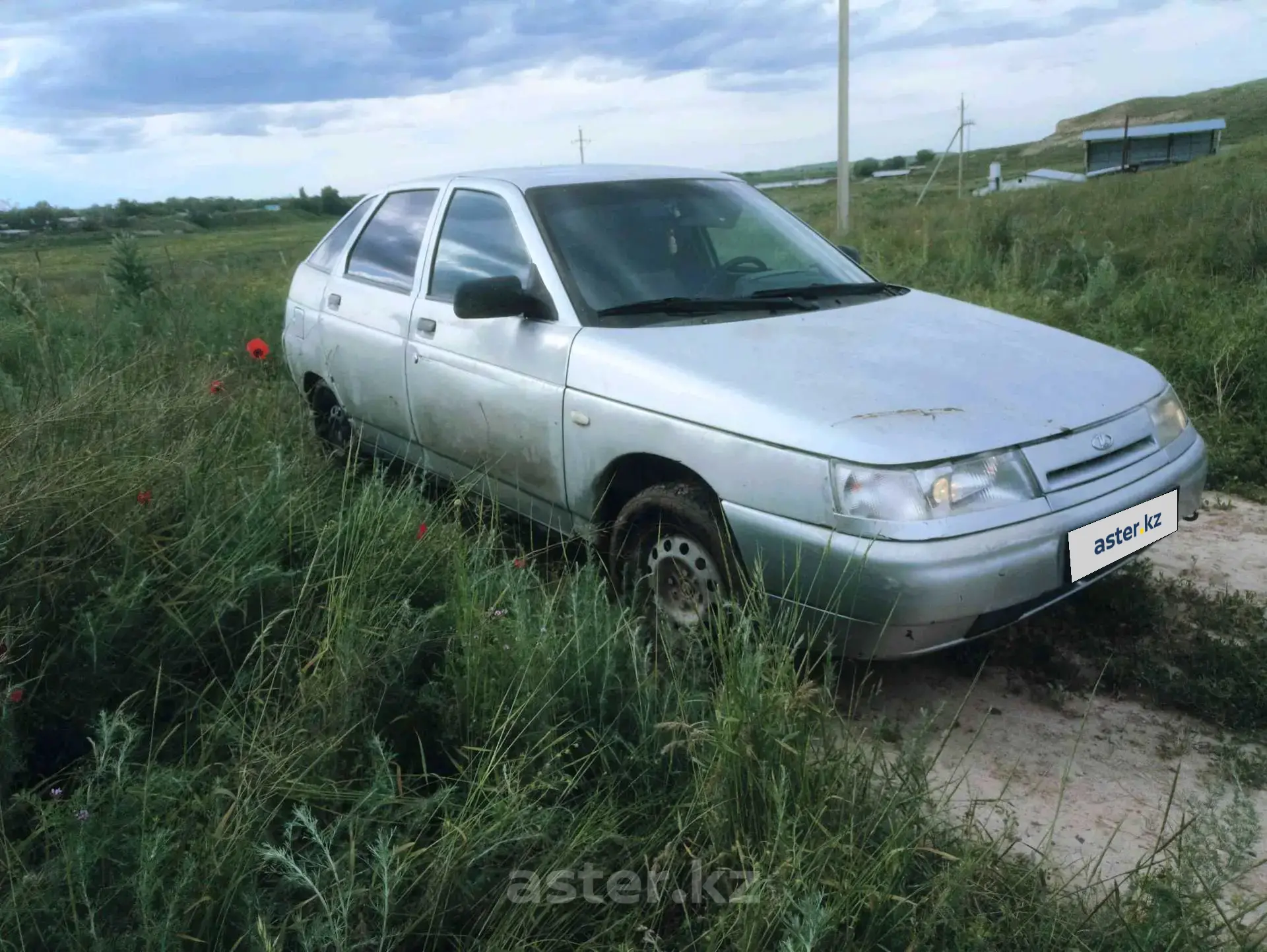 Купить LADA (ВАЗ) 2112 2005 года в Алматинской области, цена 550000 тенге.  Продажа LADA (ВАЗ) 2112 в Алматинской области - Aster.kz. №c1068635