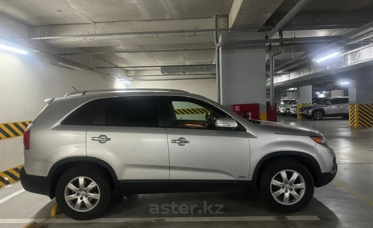 Купить Kia Sorento 2012 года в Алматы, цена 10500000 тенге. Продажа Kia  Sorento в Алматы - Aster.kz. №c1068647