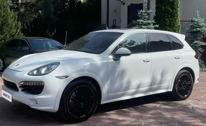 Porsche Cayenne 2012 года за 14 000 000 тг. в Алматы