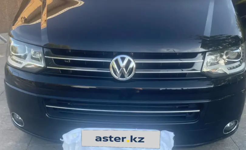 Volkswagen Multivan 2013 года за 19 000 000 тг. в Астана фото 1