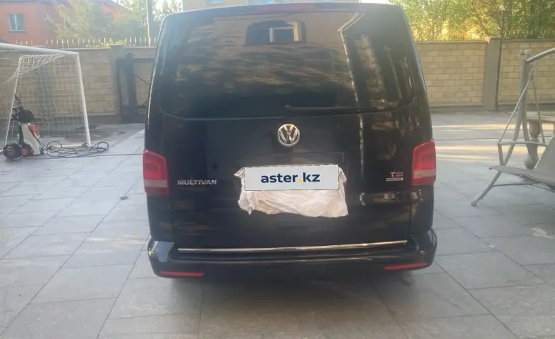 Volkswagen Multivan 2013 года за 19 000 000 тг. в Астана фото 3