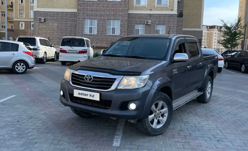 Toyota Hilux 2013 года за 9 500 000 тг. в Актау