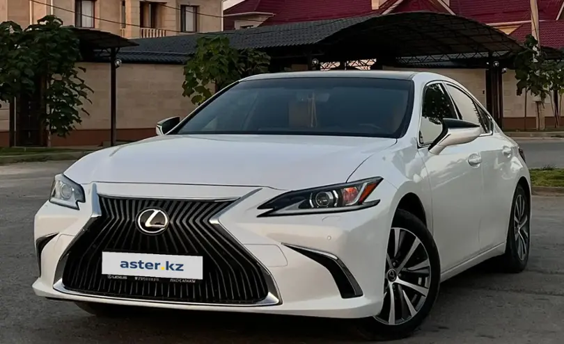 Lexus ES 2019 года за 21 000 000 тг. в Шымкент