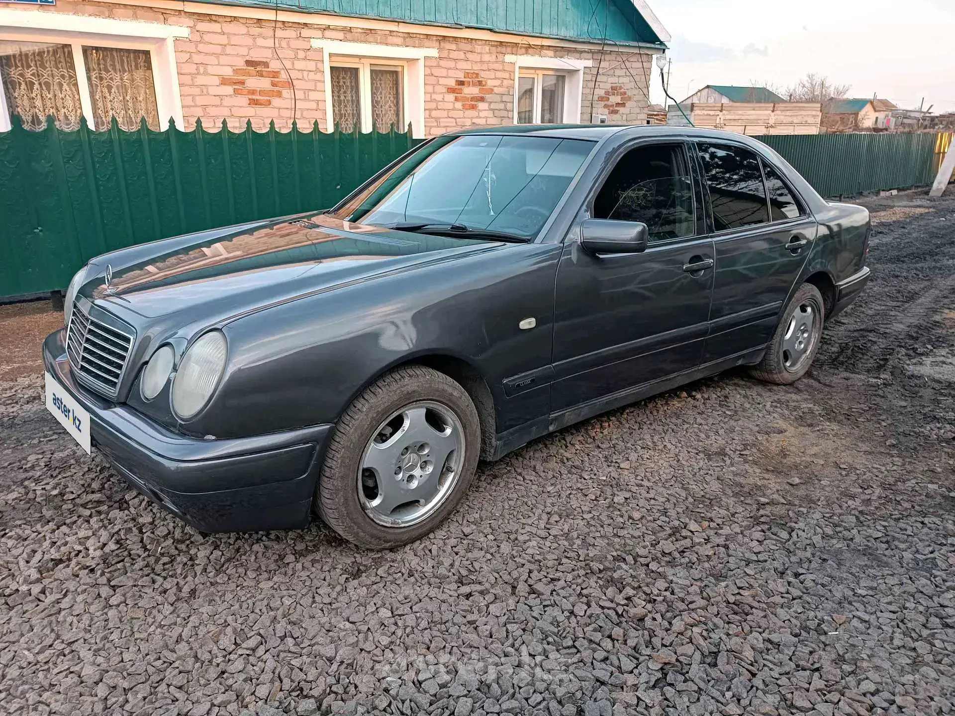 Mercedes-Benz E-Класс 1996