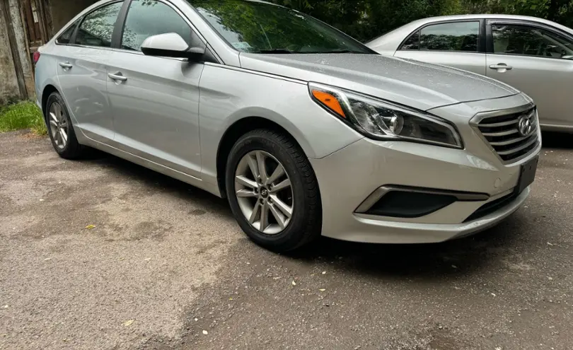 Hyundai Sonata 2015 года за 5 770 000 тг. в Шымкент