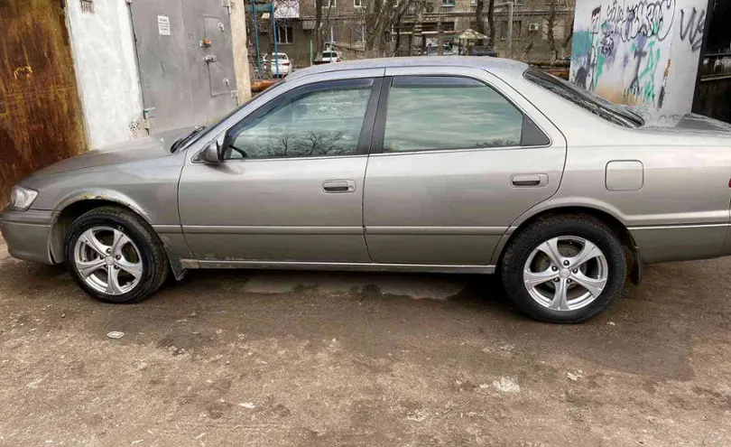 Toyota Camry 1999 года за 3 150 000 тг. в Караганда