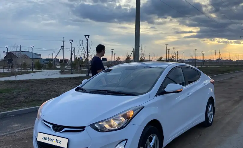 Hyundai Elantra 2013 года за 6 100 000 тг. в Астана