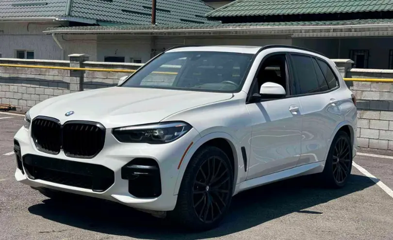 BMW X5 2021 года за 33 000 000 тг. в Алматы