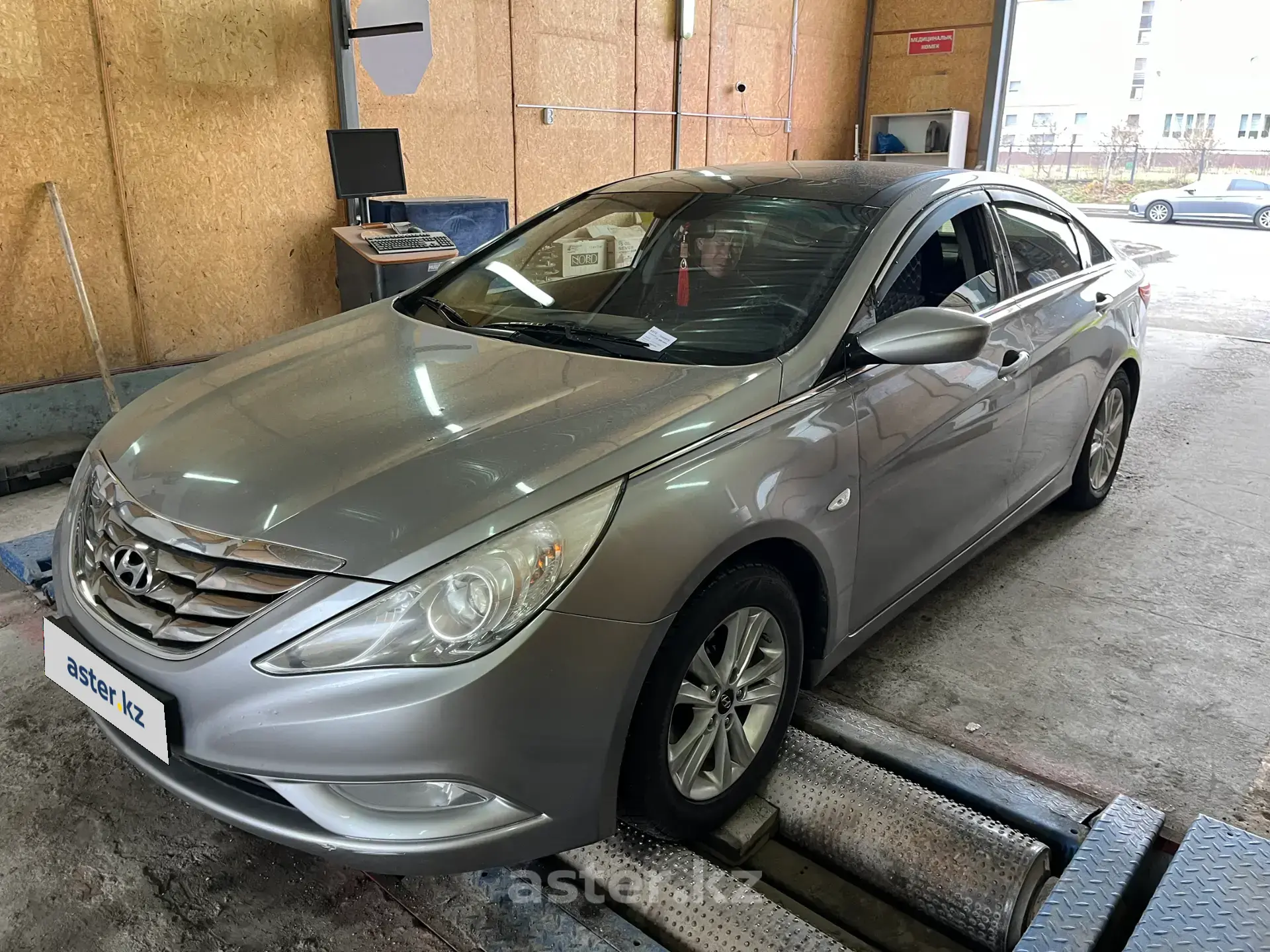 Hyundai Sonata 2010