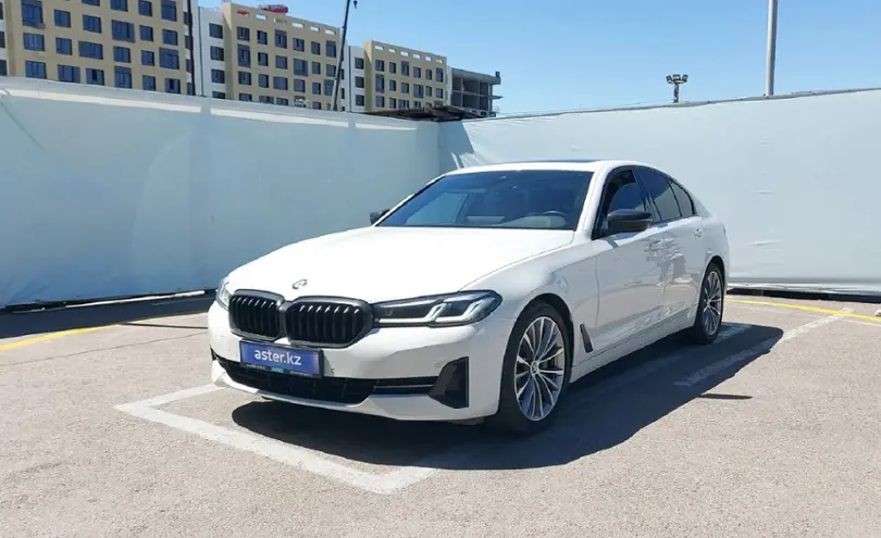 BMW 5 серии 2020 года за 27 000 000 тг. в Алматы