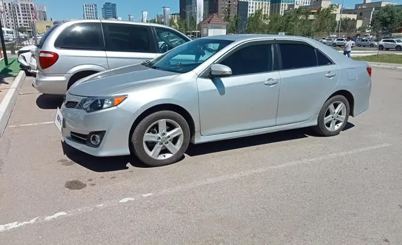 Toyota Camry 2012 года за 8 000 000 тг. в Астана