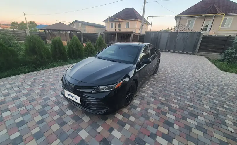 Toyota Camry 2017 года за 11 500 000 тг. в Алматы