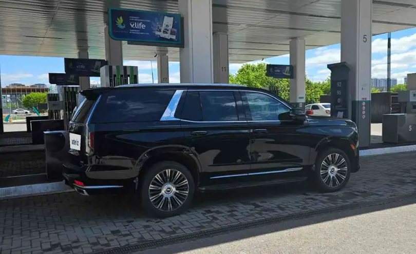 Cadillac Escalade 2021 года за 46 000 000 тг. в Астана