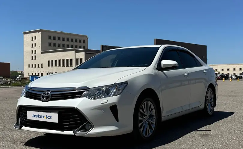 Toyota Camry 2017 года за 13 100 000 тг. в Карагандинская область