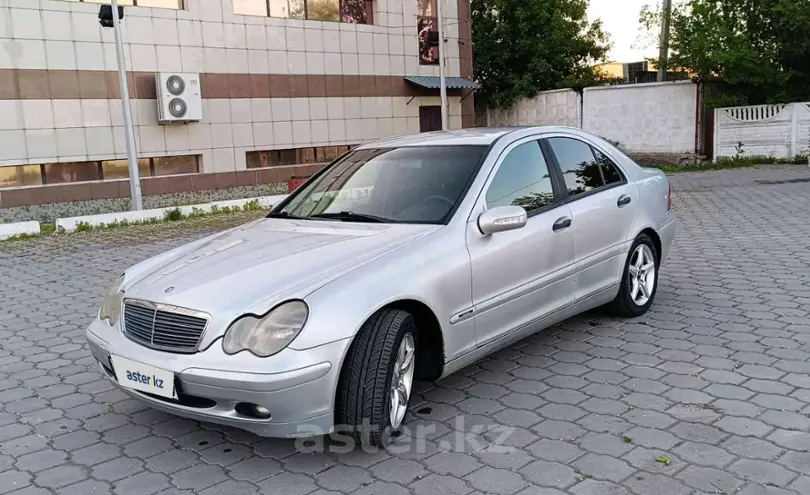 Mercedes-Benz C-Класс 2001 года за 3 300 000 тг. в Караганда