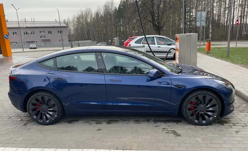 Tesla Model 3 2023 года за 21 000 000 тг. в Алматы