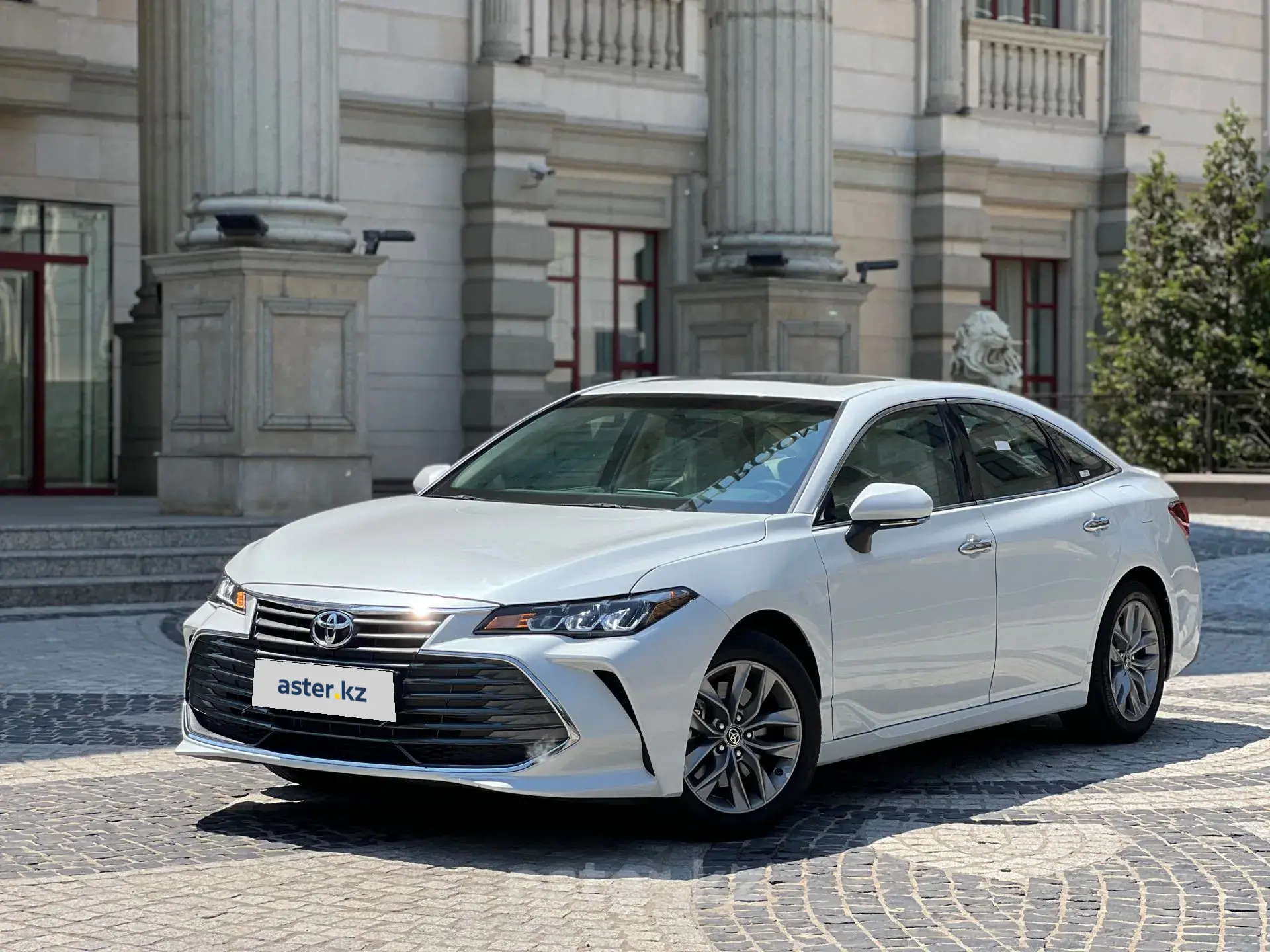 Toyota Avalon 2022