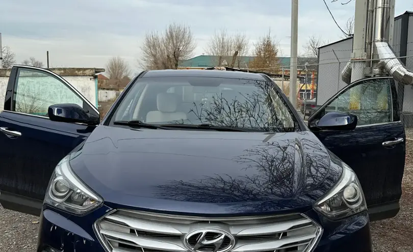 Hyundai Santa Fe 2017 года за 10 000 000 тг. в Алматы