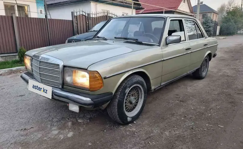Mercedes-Benz W123 1982 года за 555 000 тг. в Алматы
