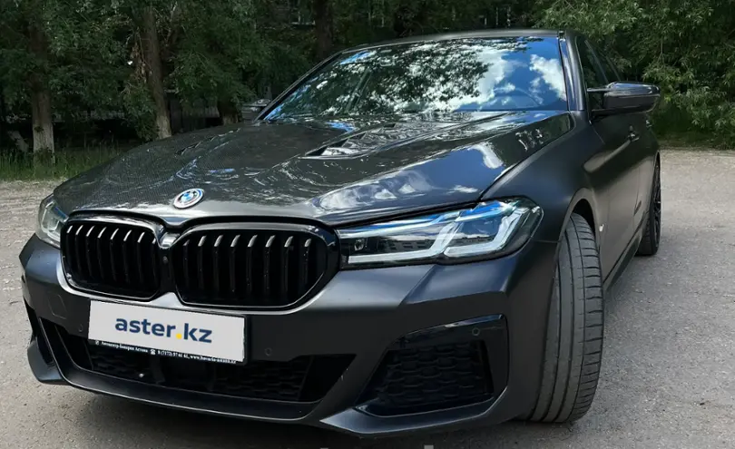 BMW 5 серии 2020 года за 46 000 000 тг. в Астана