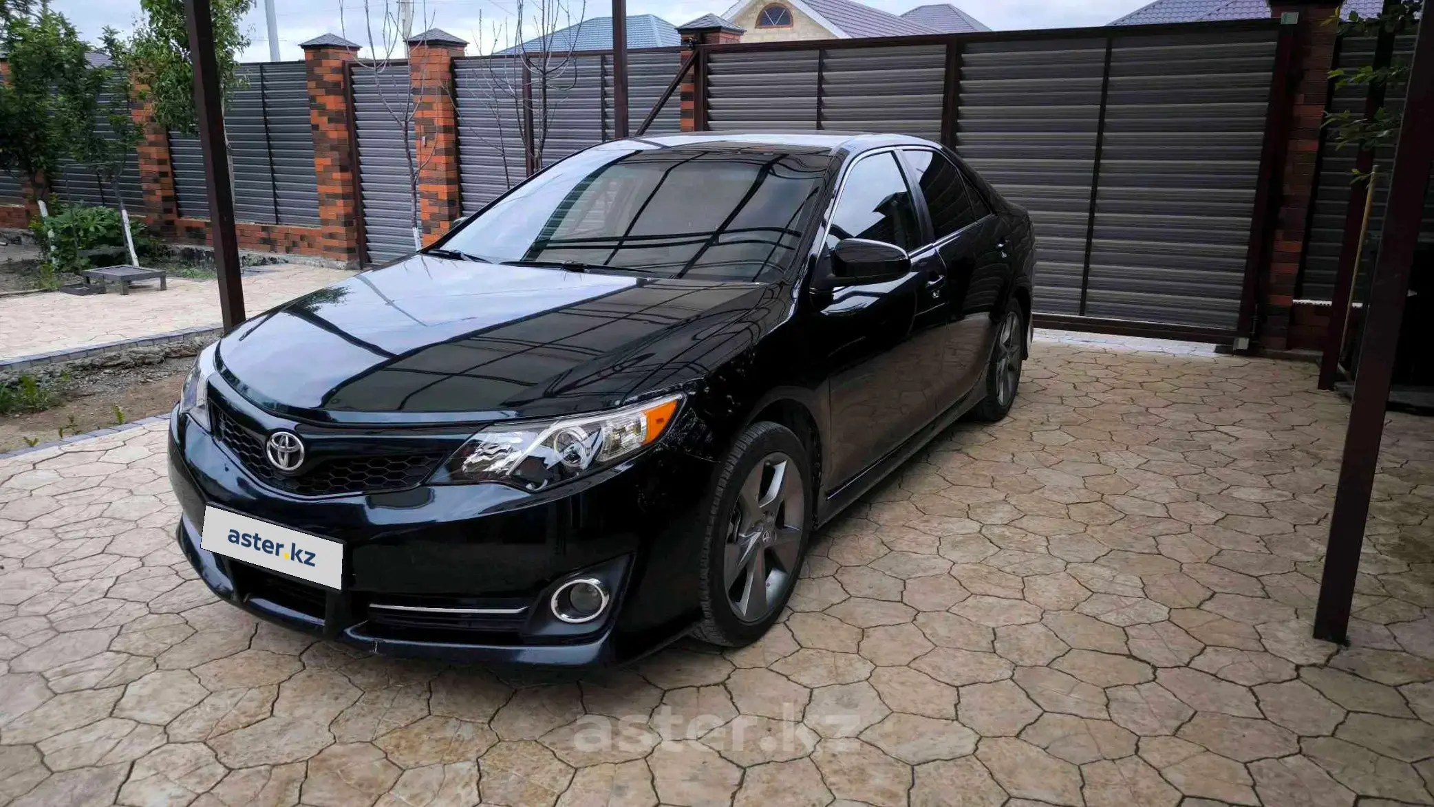 Toyota Camry 2014