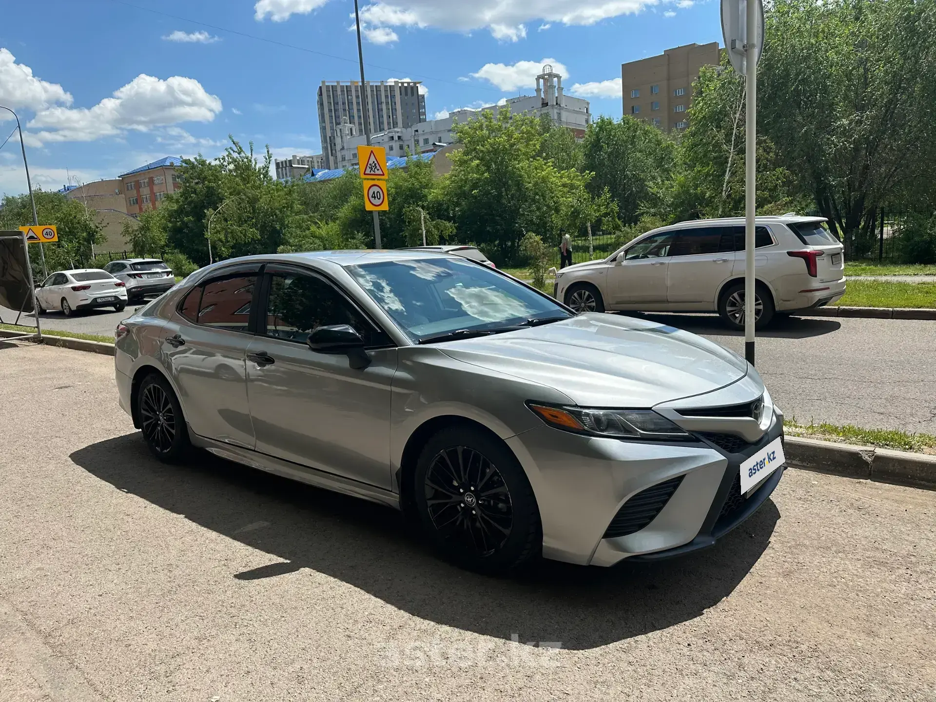 Toyota Camry 2019