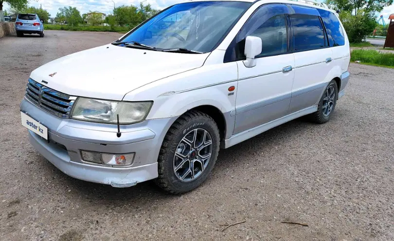 Mitsubishi Chariot 1999 года за 2 700 000 тг. в Карагандинская область