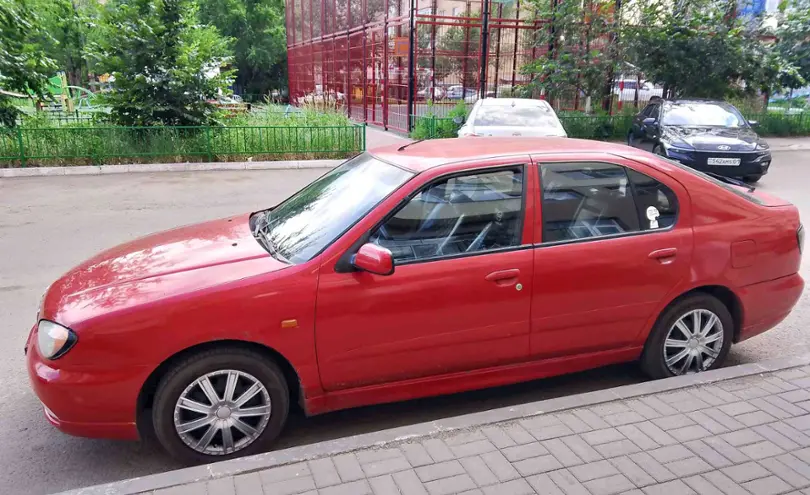 Nissan Primera 2000 года за 1 500 000 тг. в Астана