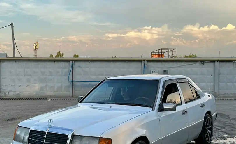 Mercedes-Benz W124 1992 года за 2 000 000 тг. в Алматы