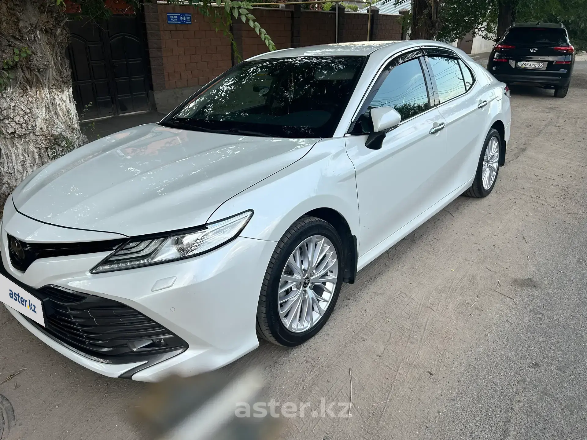 Toyota Camry 2021