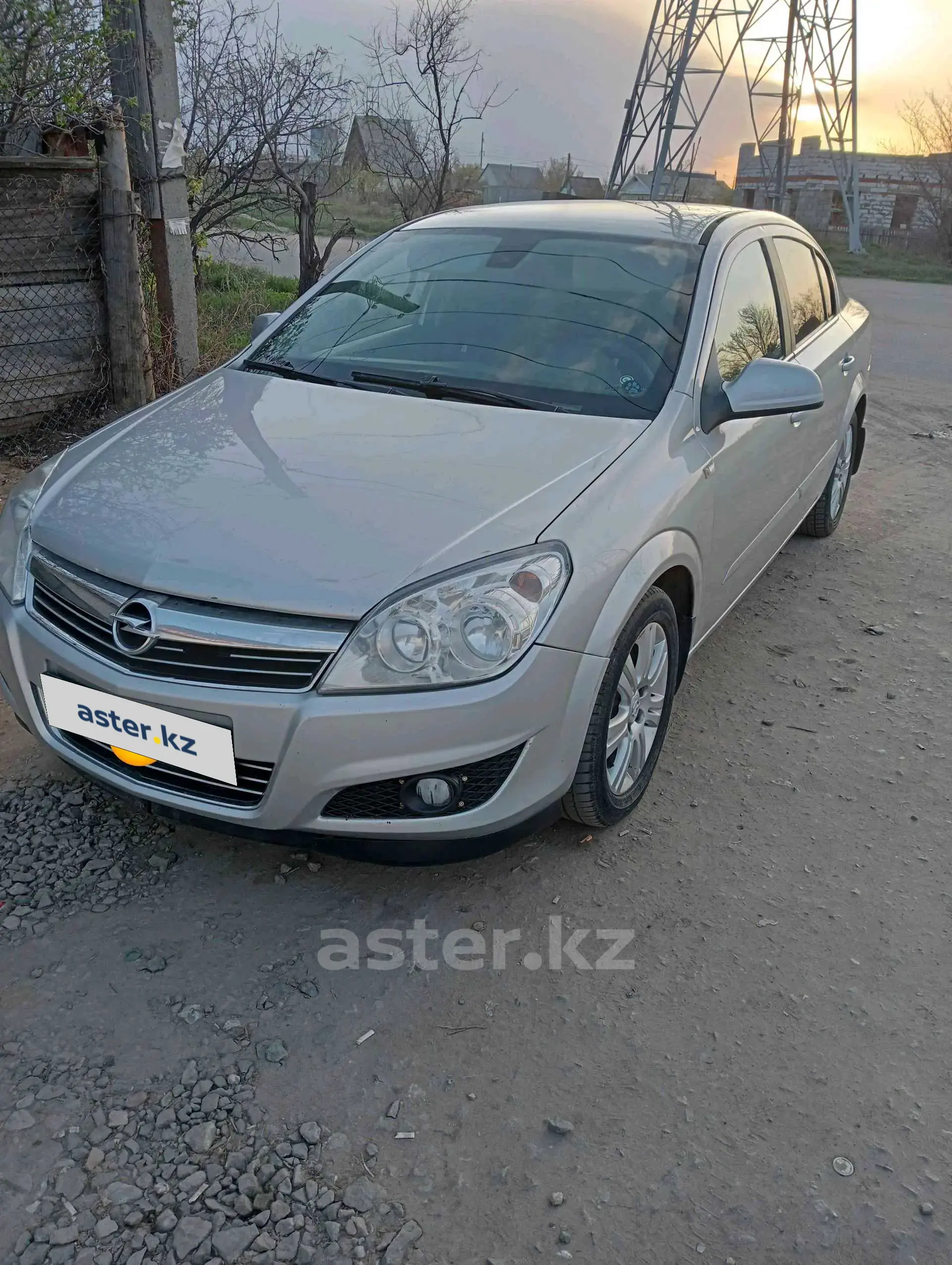 Opel Astra 2012