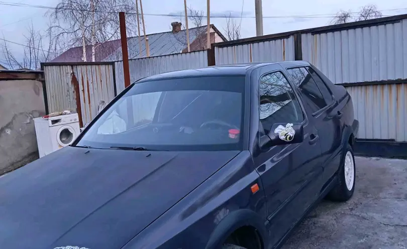 Volkswagen Vento 1993 года за 1 100 000 тг. в Талдыкорган