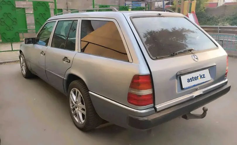 Mercedes-Benz E-Класс 1992 года за 2 250 000 тг. в Алматы