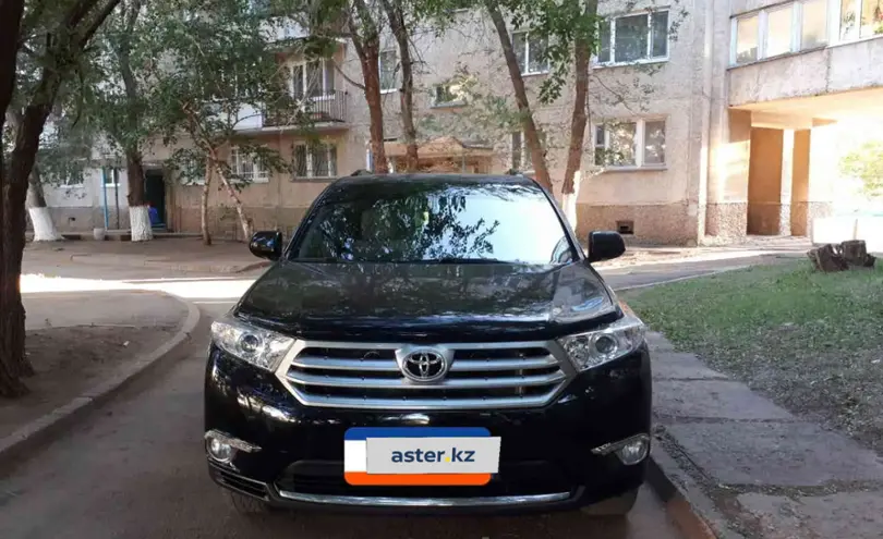 Toyota Highlander 2011 года за 13 500 000 тг. в Астана