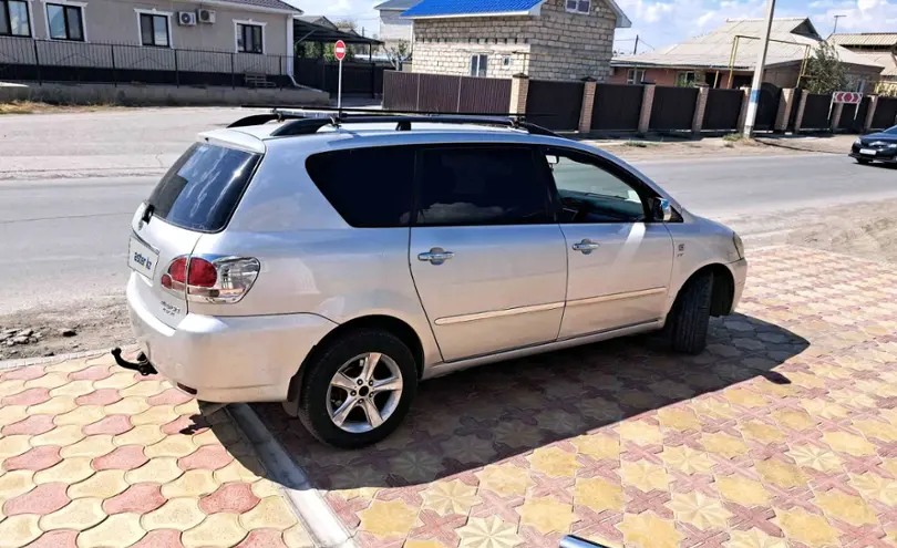 Toyota Avensis Verso 2002 года за 5 500 000 тг. в Атырауская область