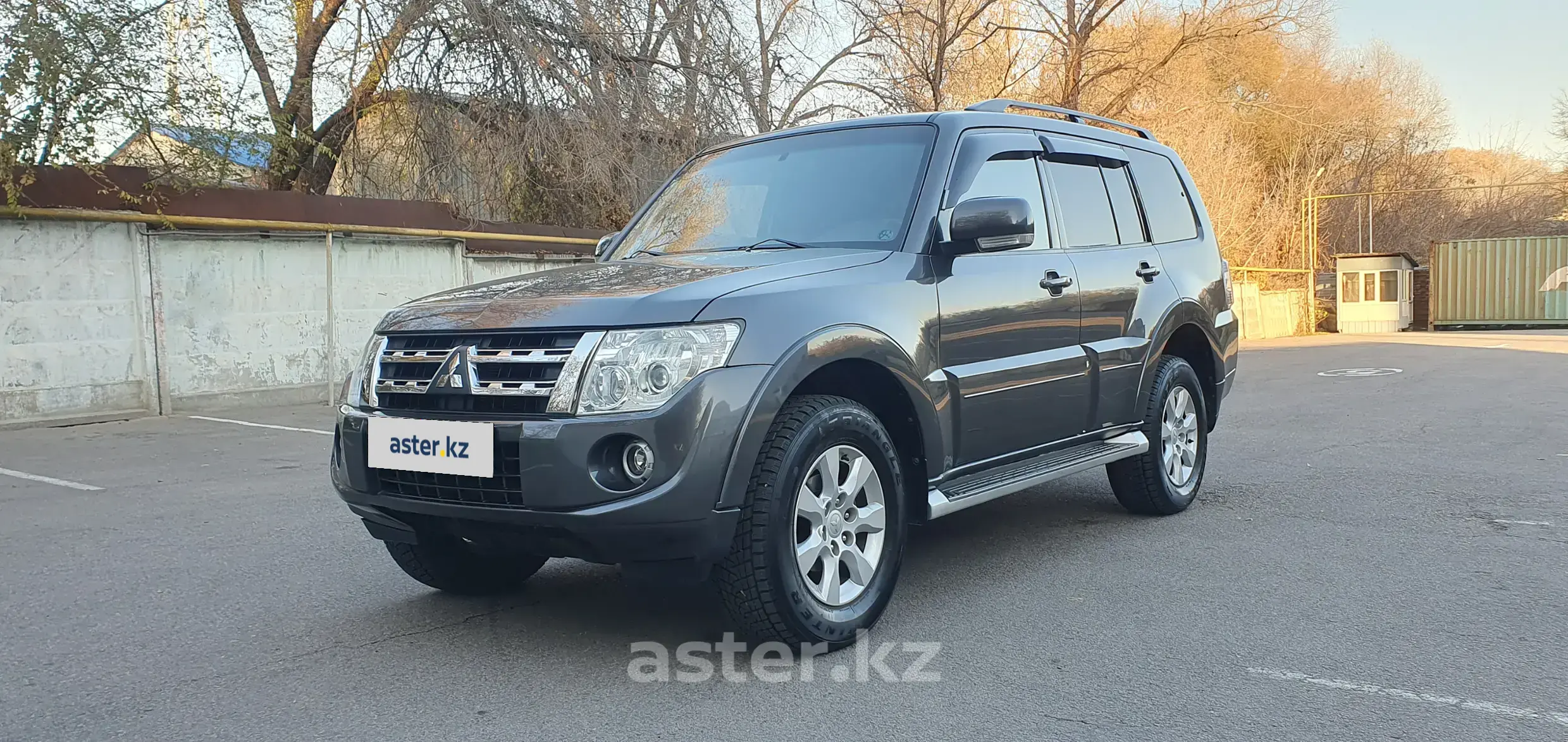 Mitsubishi Pajero 2011