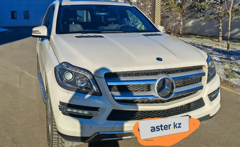 Mercedes-Benz GL-Класс 2013 года за 17 000 000 тг. в Астана