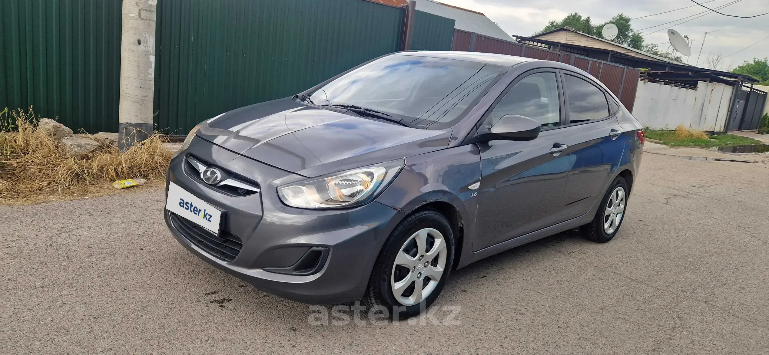 Hyundai Accent 2014