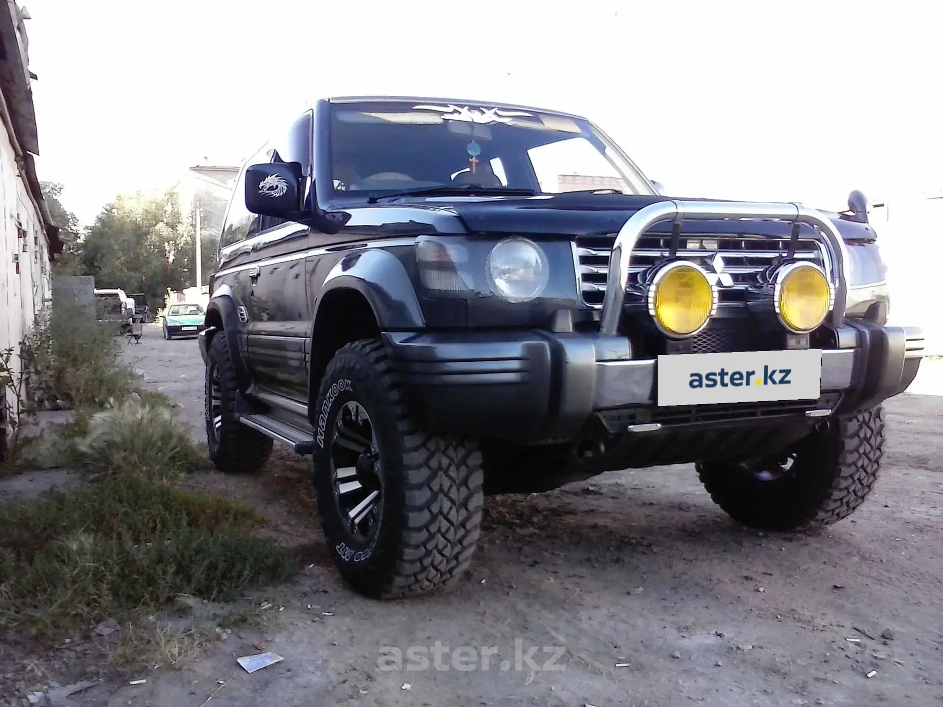 Mitsubishi Pajero 1993