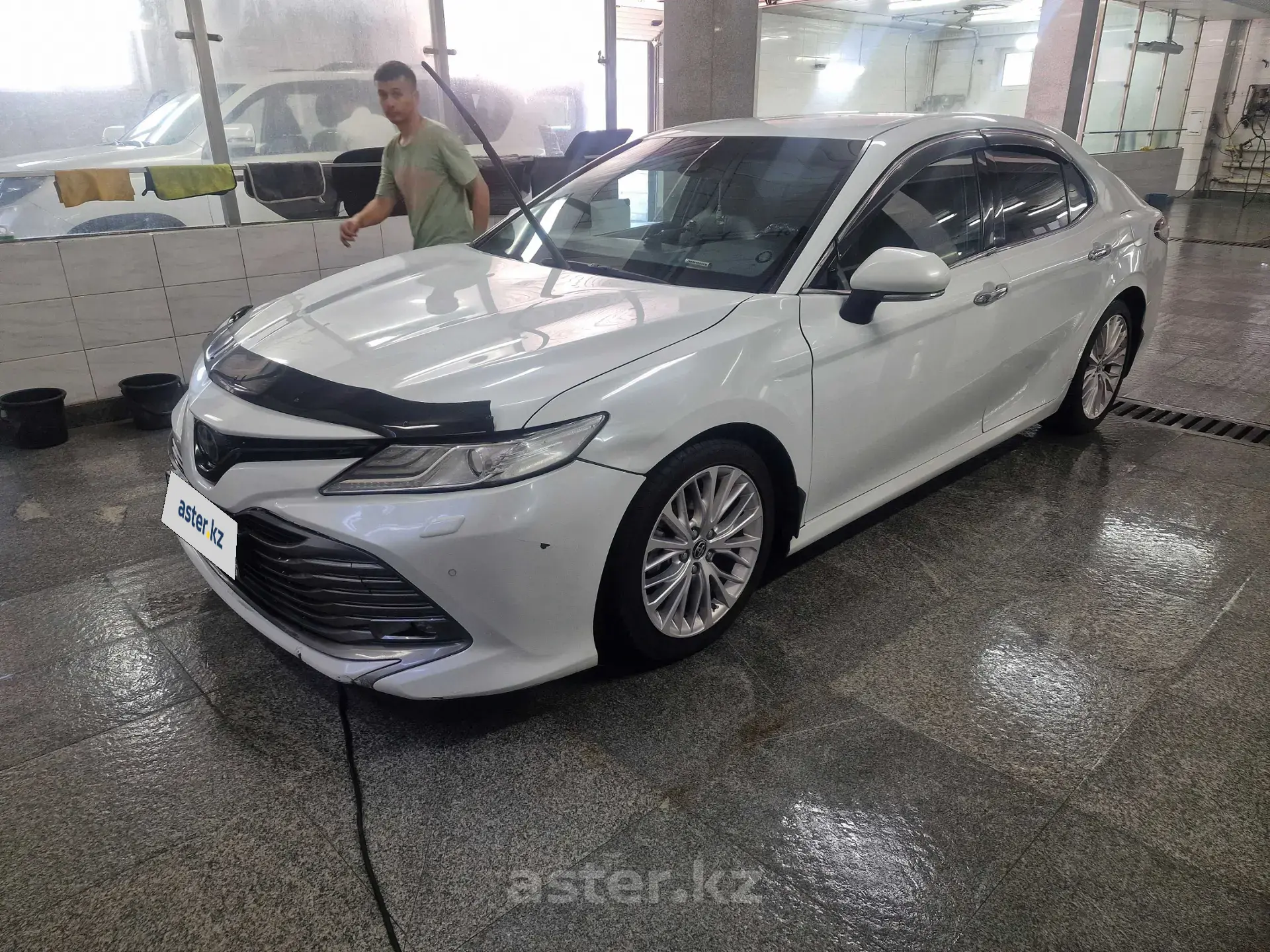 Toyota Camry 2019